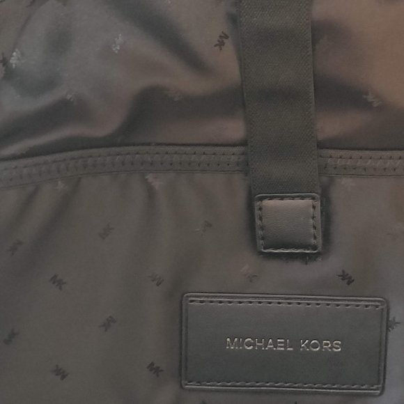 Michael Kors Kent Cyprus Camo neon Blue Backpack - Picture 3 of 7